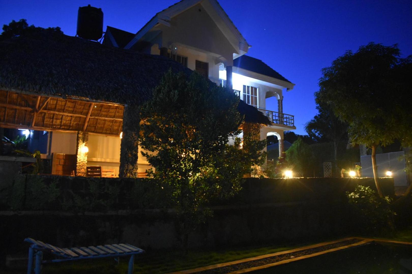Kilimanjaro Accommodation Msaranga Luaran gambar