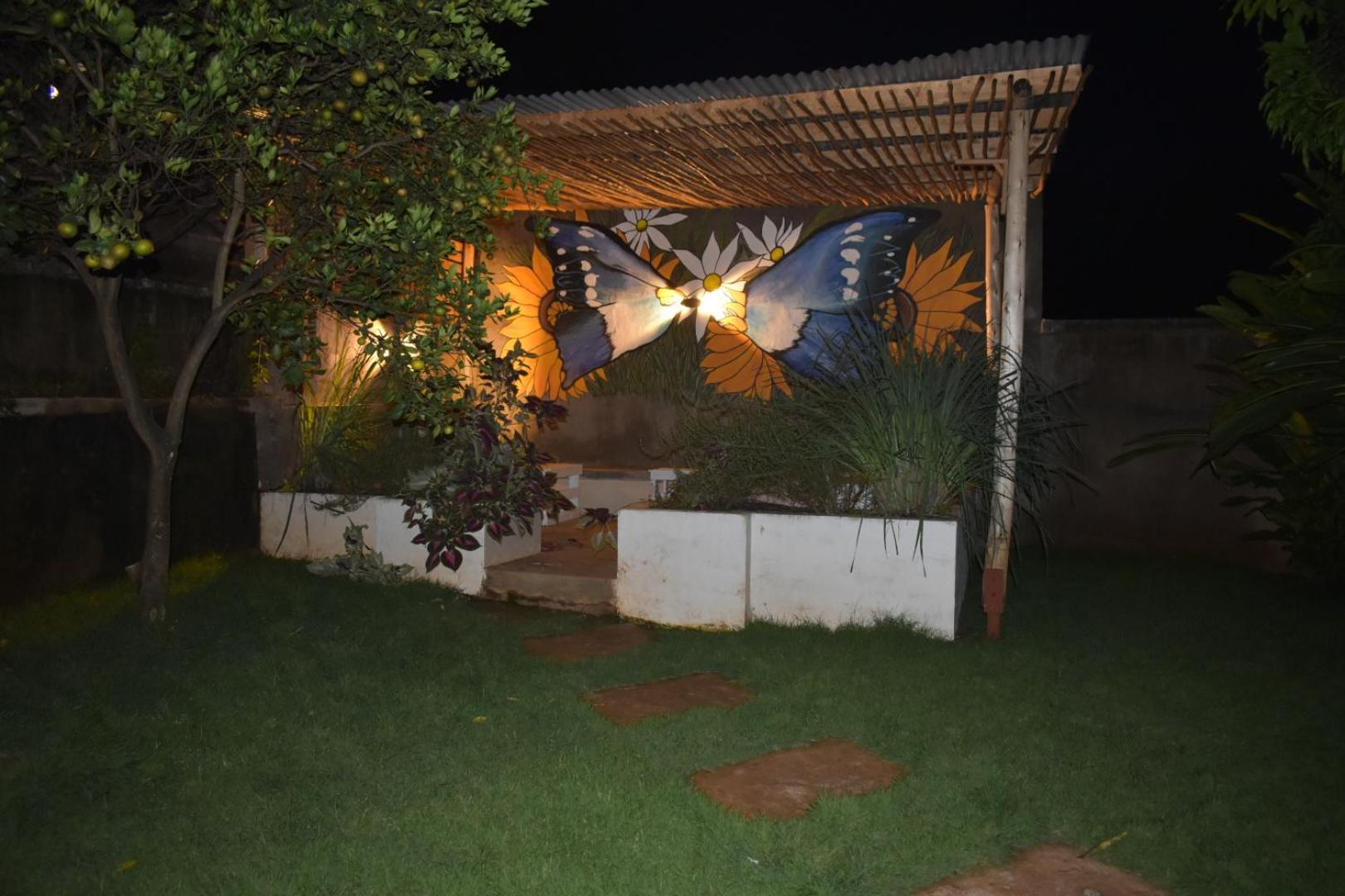 Kilimanjaro Accommodation Msaranga Luaran gambar