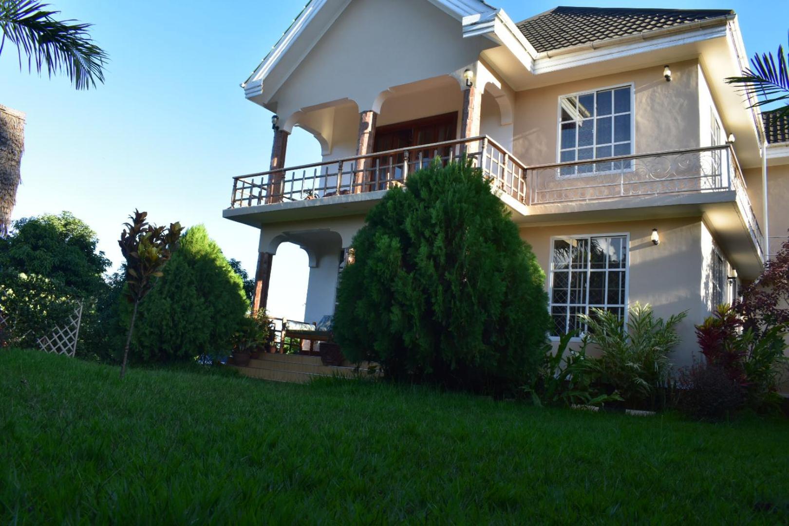 Kilimanjaro Accommodation Msaranga Luaran gambar